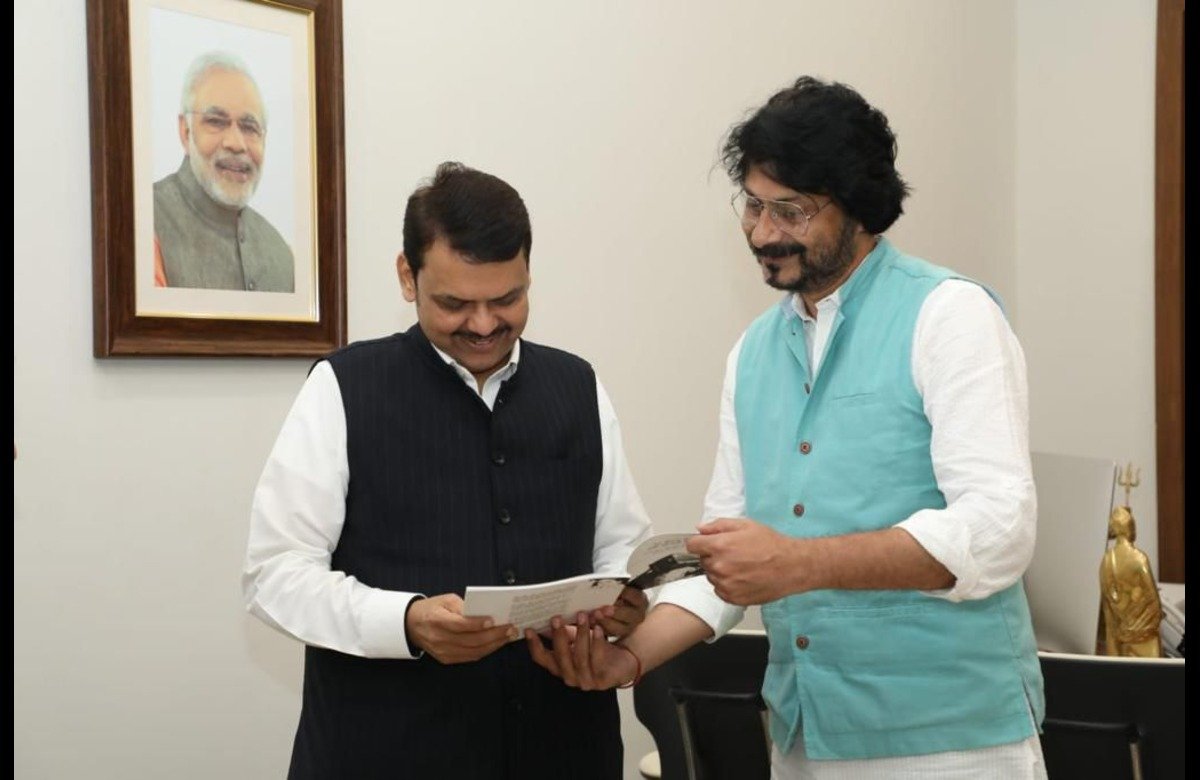 Devendra Fadnavis on Swargandharv Sudhir Phadke Movie